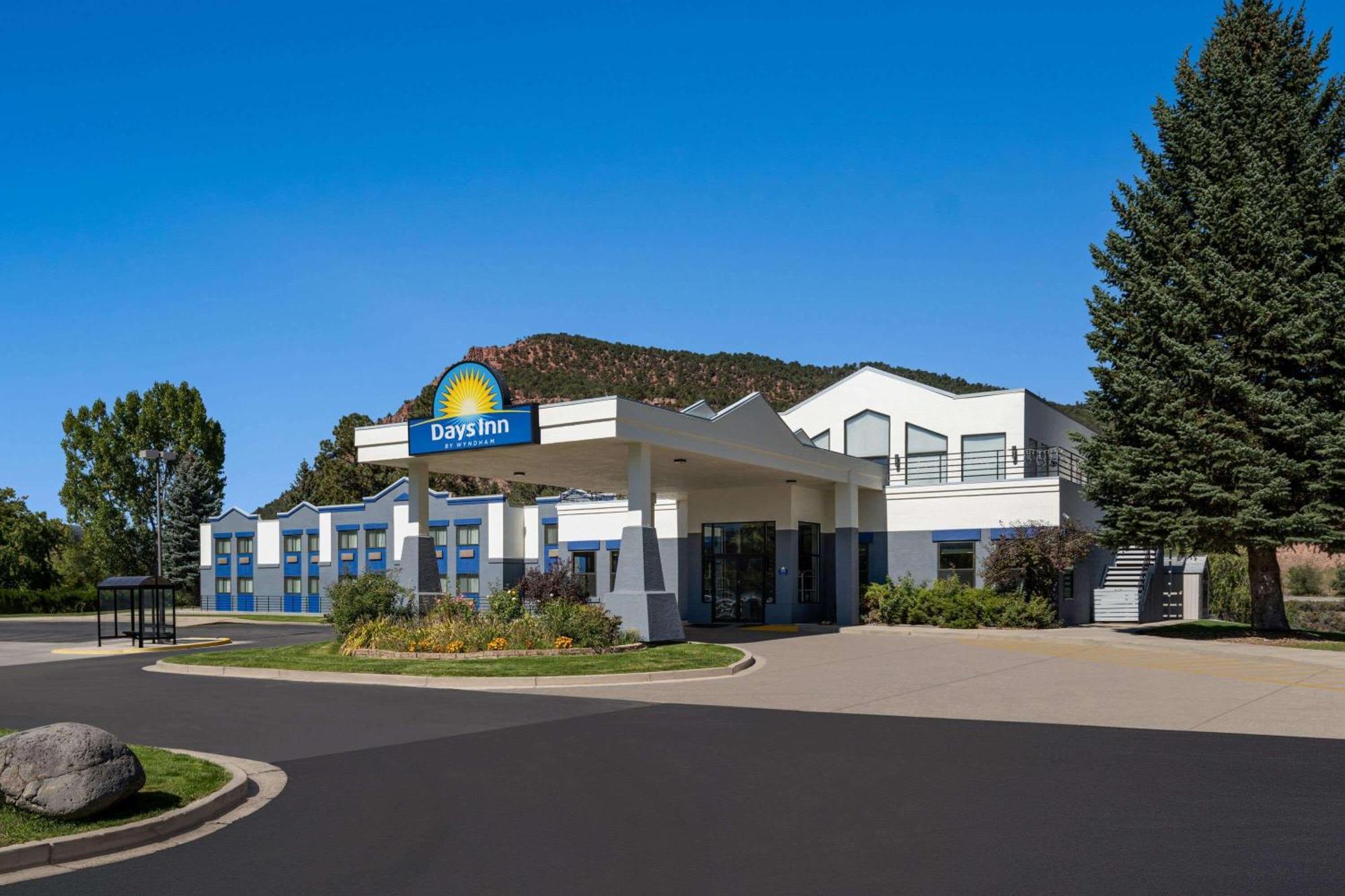 Days Inn By Wyndham Carbondale Exterior foto